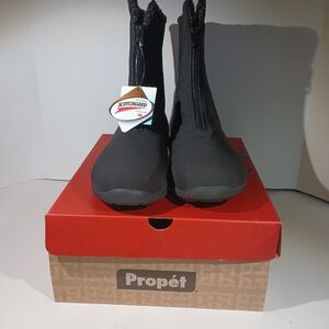 Propet Womans Madison Mid Zip Waterproof Rain/ Snow Hiking Boots 9 1/2 EE NWB